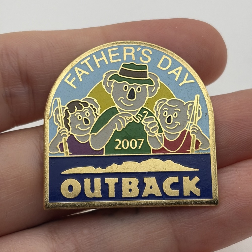Outback Steakhouse 2007 Happy Father’s Day Koalas Fishing Lapel Hat Pin